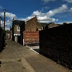 Four Rose Cottage